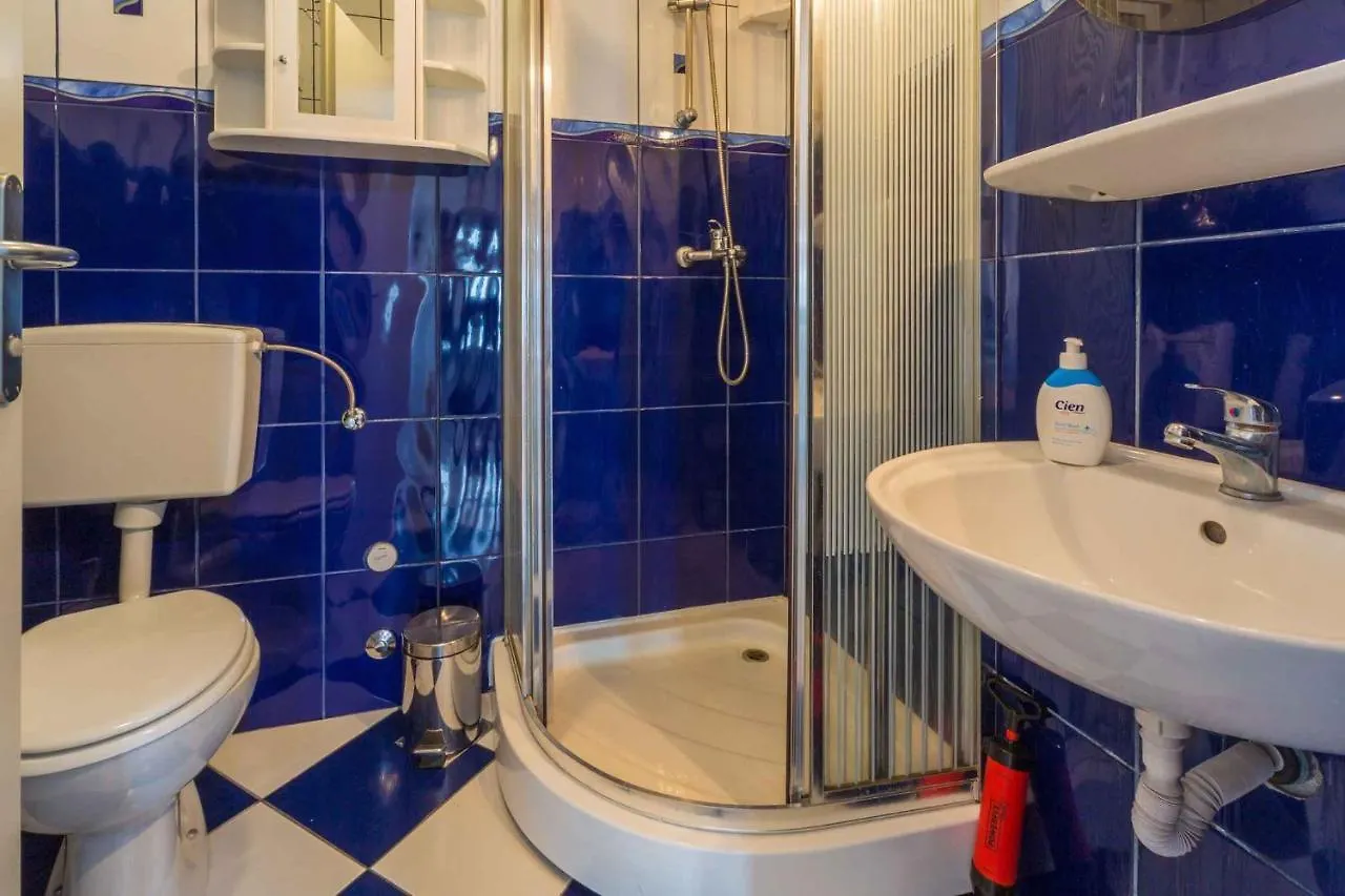 Apartments In Selce 39140